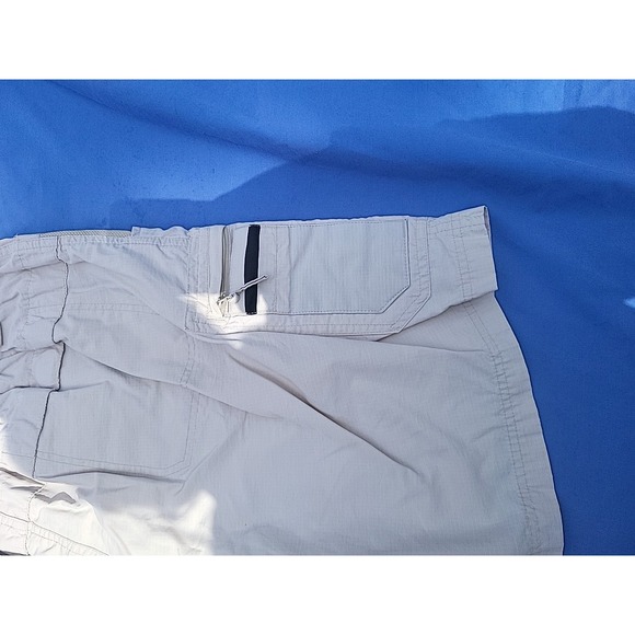 REEL LEGENDS Men's Size Large Beige Nylon Performance Shorts Cargo Fishing - Picture 11 of 12